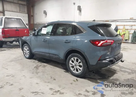 2023 Ford Escape Active z USA, uszkodzony, nr VIN 1FMCU9GN8PUA12158